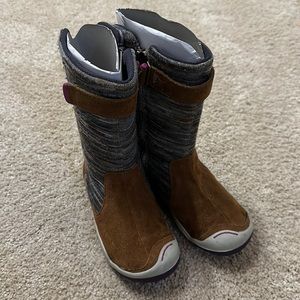Plae Claire Boots
